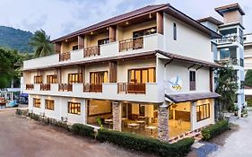 Wyh Hotels
